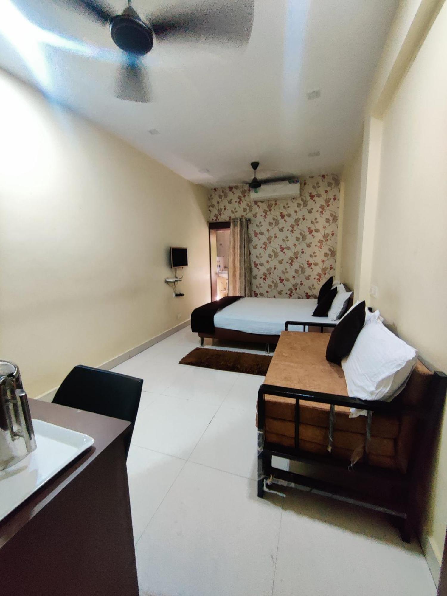 Gulmohar - By Mansi Service Apartment Nagpur Exteriör bild