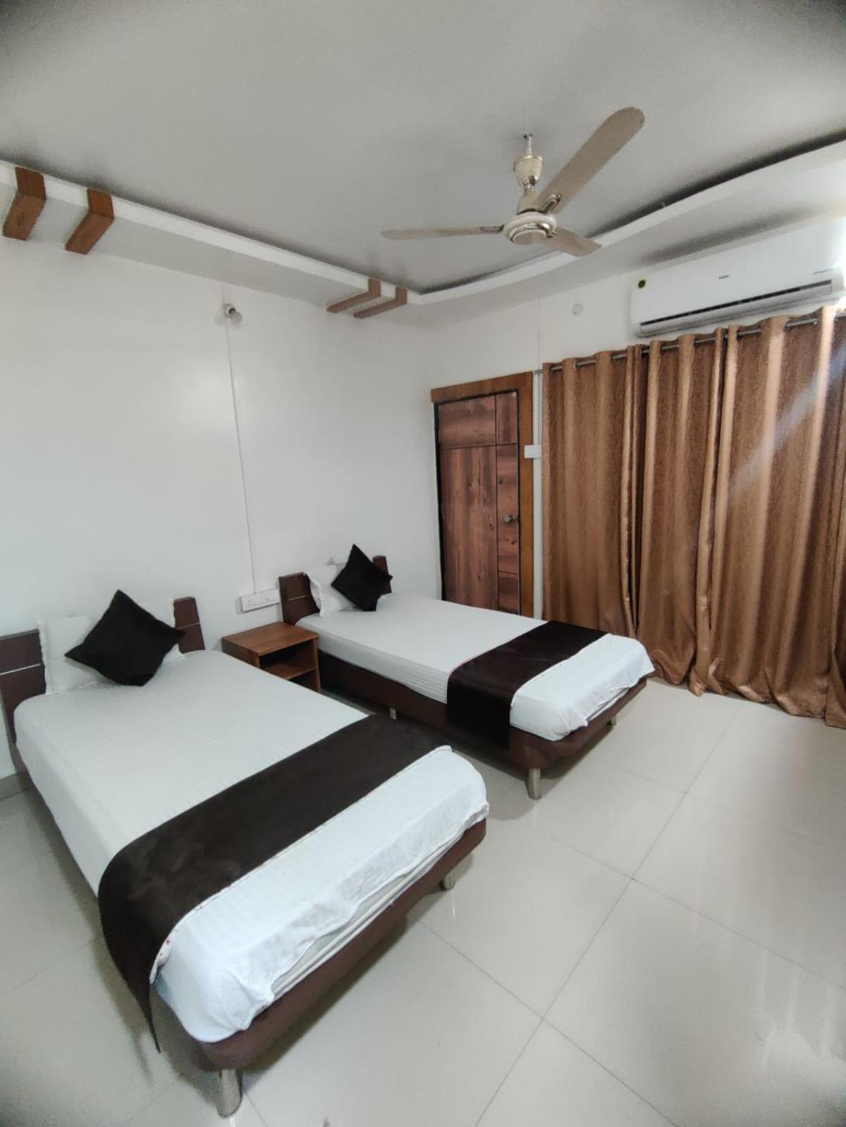 Gulmohar - By Mansi Service Apartment Nagpur Exteriör bild